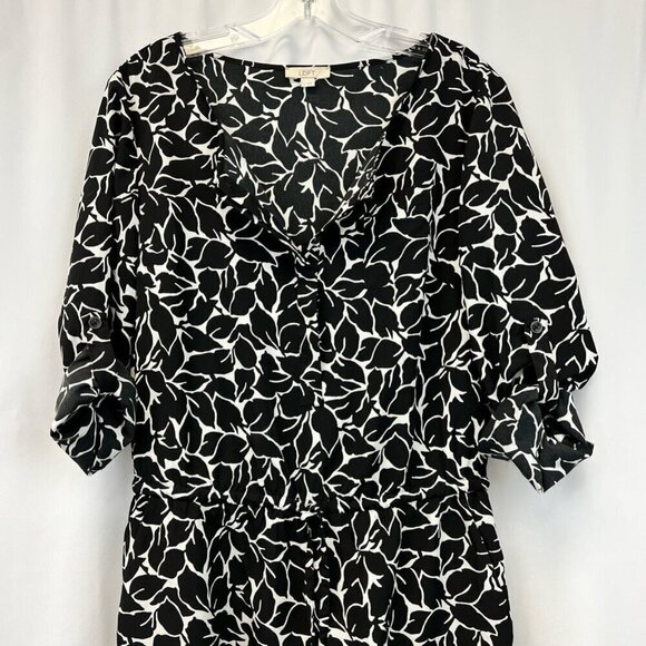 Loft Womens Romper Playsuit Black White Floral Short Sleeve Roll Tab Button 4 - Picture 2 of 11